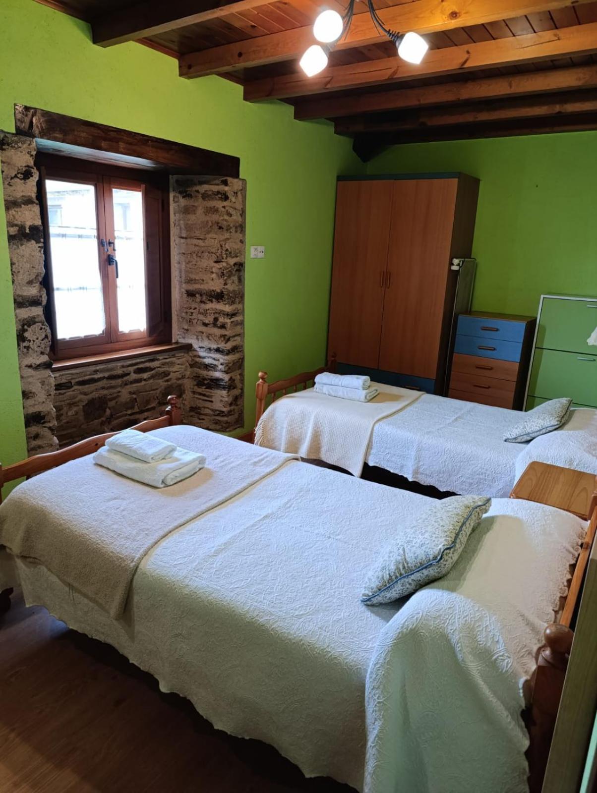 Apartamentos Rio Eo San Tirso de Abres エクステリア 写真