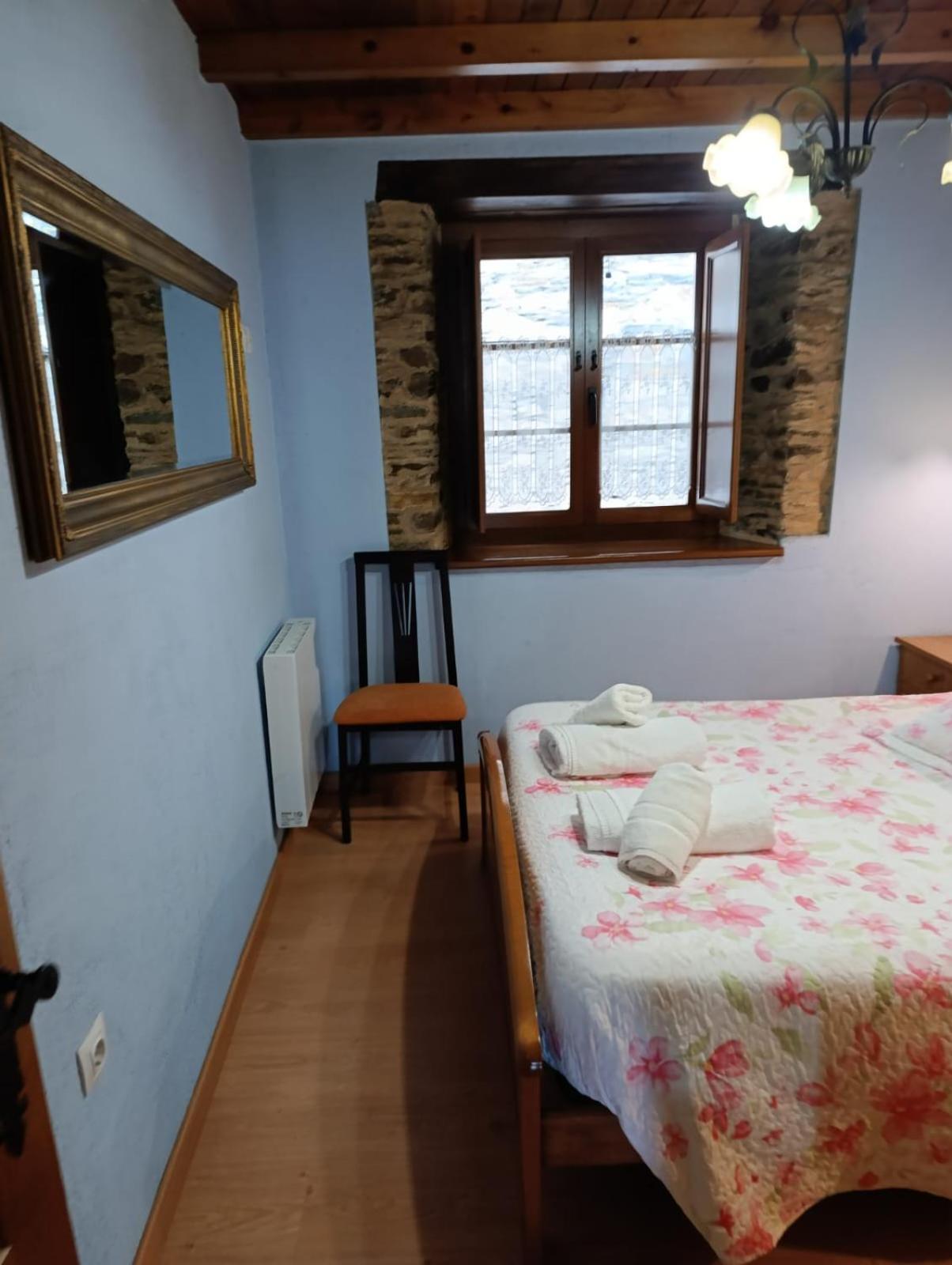 Apartamentos Rio Eo San Tirso de Abres エクステリア 写真
